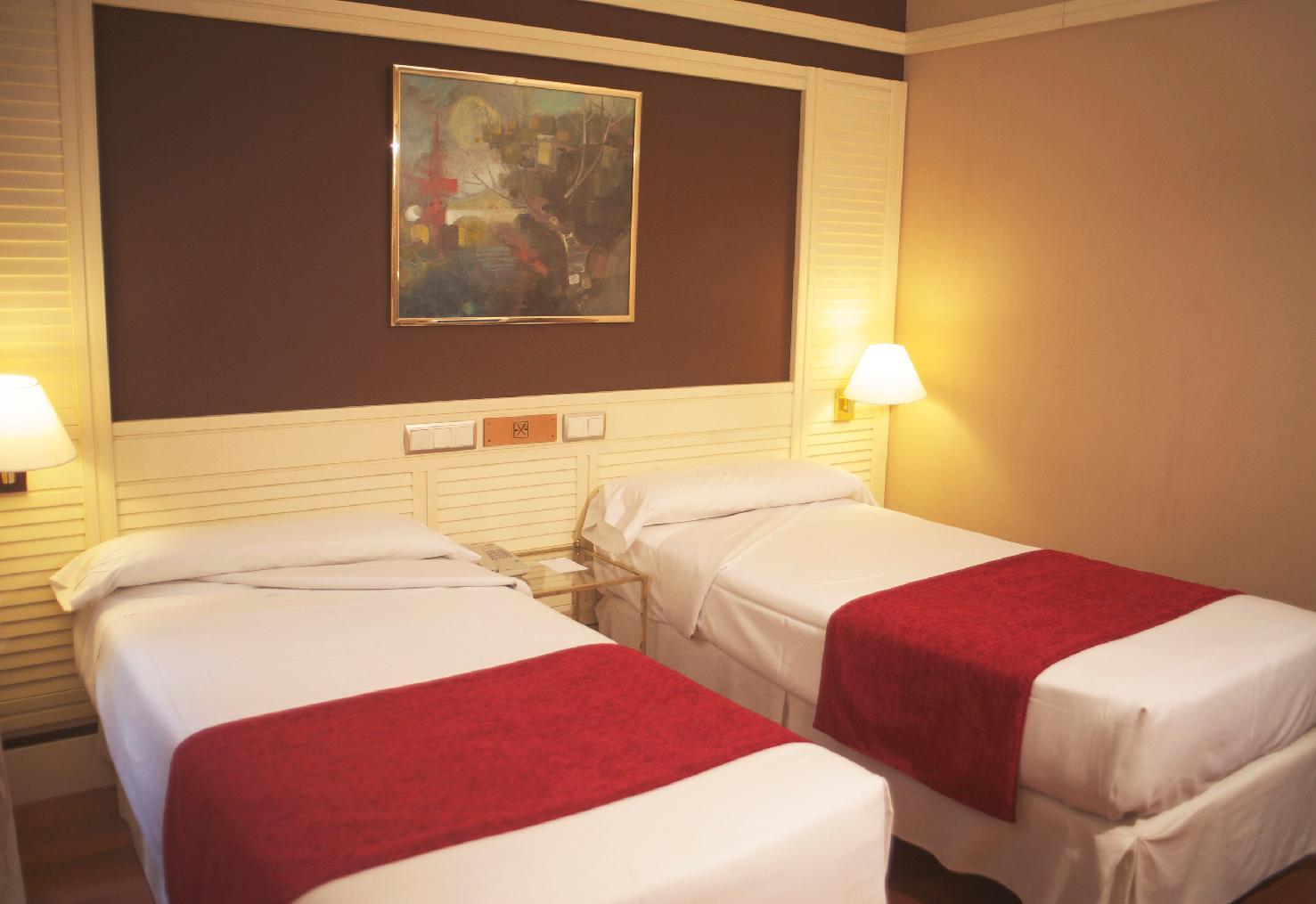 Hotel Arosa Madrid Phòng bức ảnh