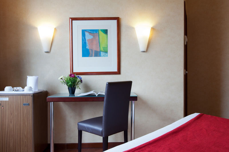 Hotel Arosa Madrid Ngoại thất bức ảnh