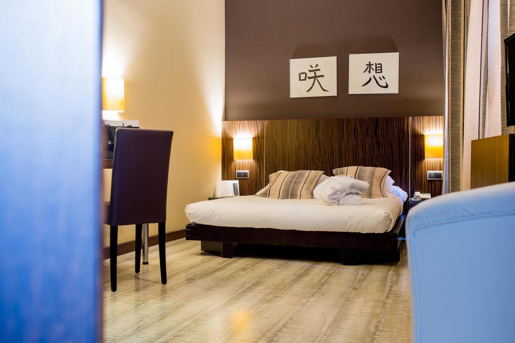Hotel Arosa Madrid Ngoại thất bức ảnh
