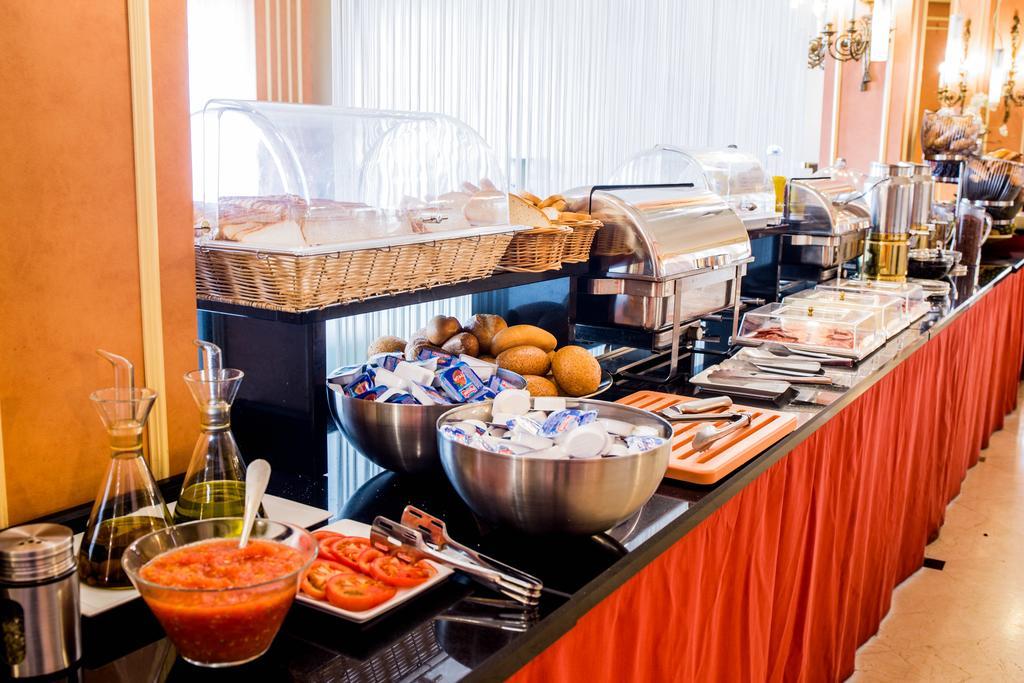 Hotel Arosa Madrid Ngoại thất bức ảnh