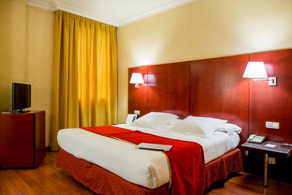 Hotel Arosa Madrid Ngoại thất bức ảnh