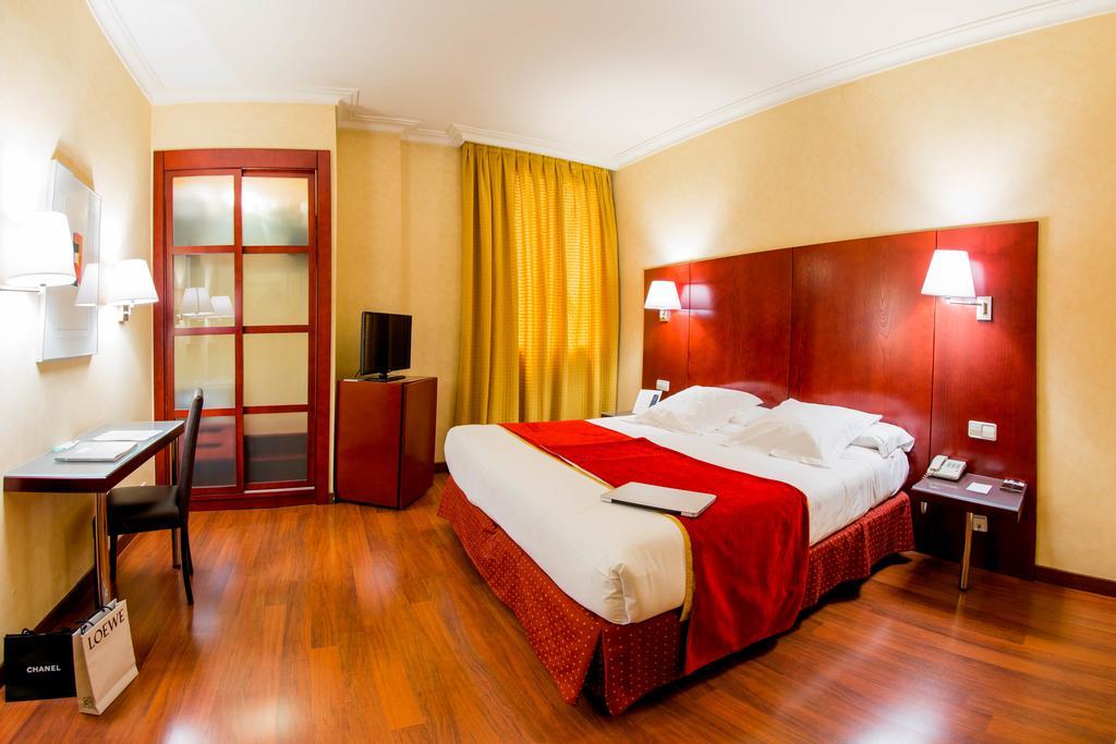 Hotel Arosa Madrid Ngoại thất bức ảnh