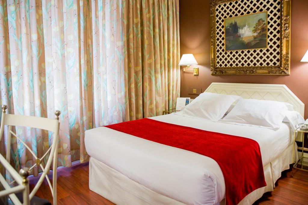 Hotel Arosa Madrid Ngoại thất bức ảnh