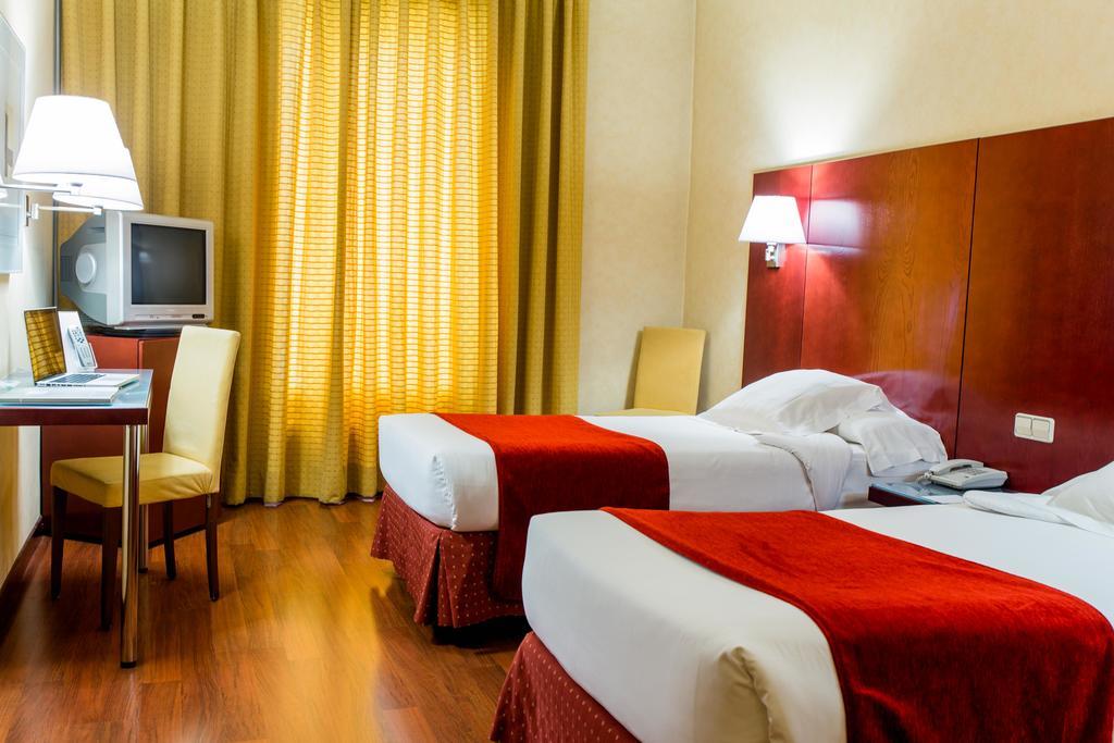 Hotel Arosa Madrid Ngoại thất bức ảnh