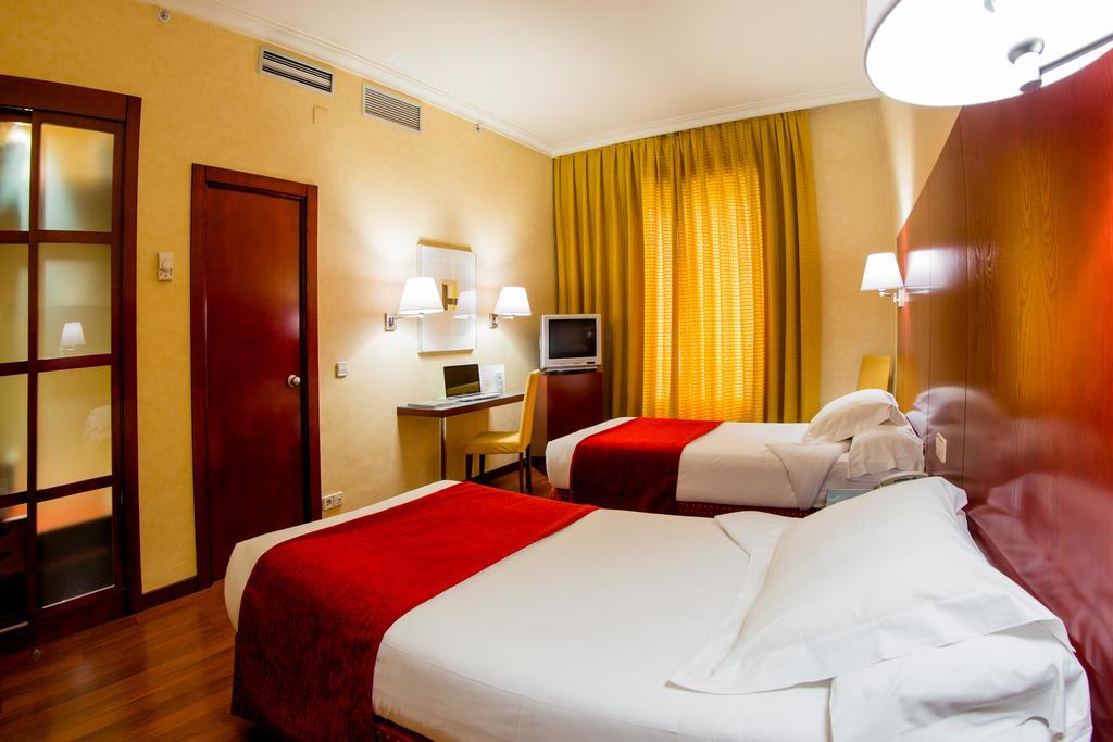 Hotel Arosa Madrid Ngoại thất bức ảnh