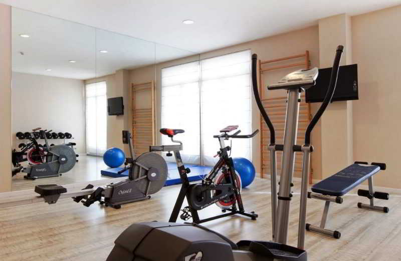 Hotel Arosa Madrid Ngoại thất bức ảnh